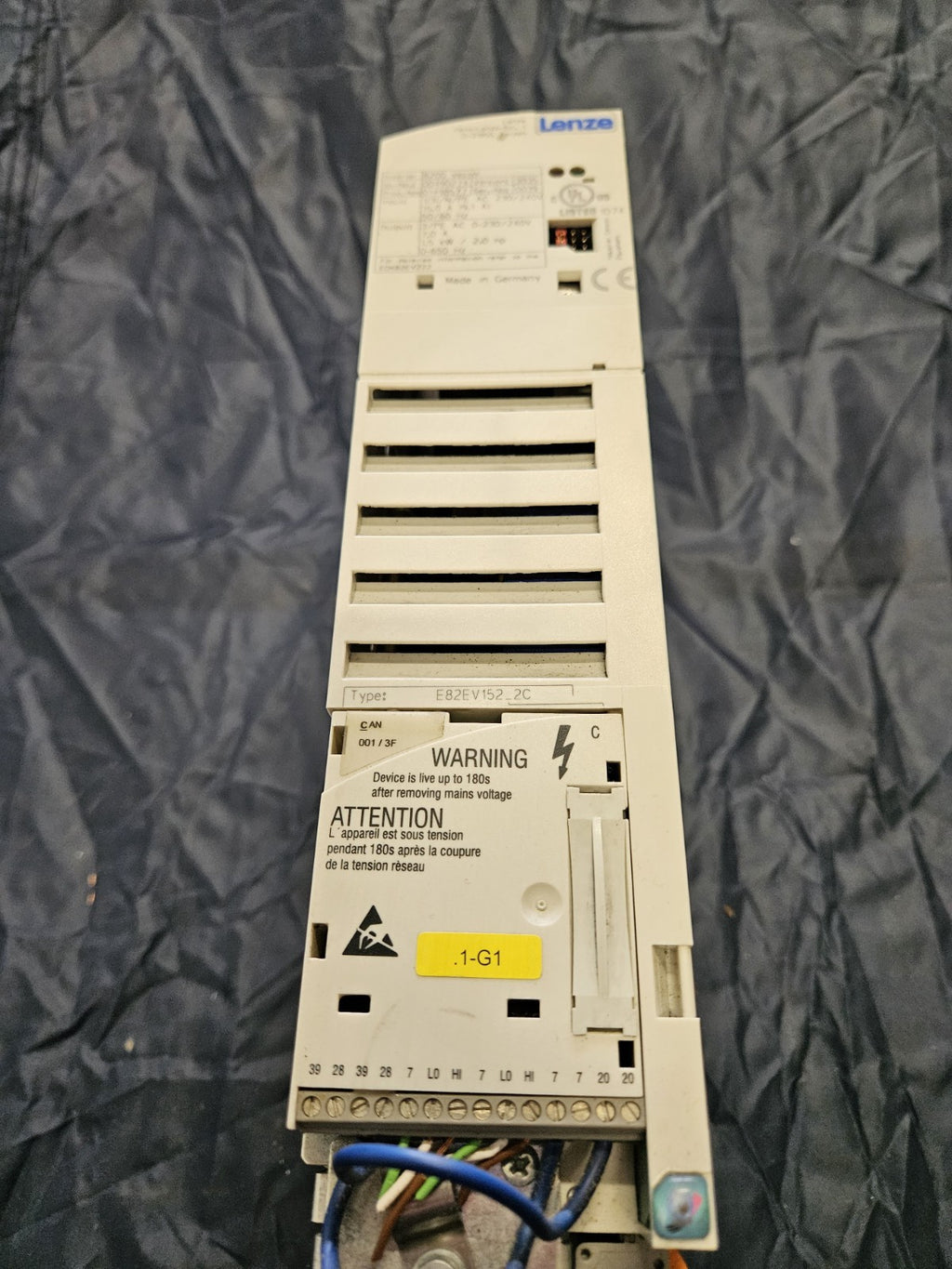 E82EV152_2C LENZE Inverter Umrichter Drive 8200 Vector 1.5kW Refurbished Working
