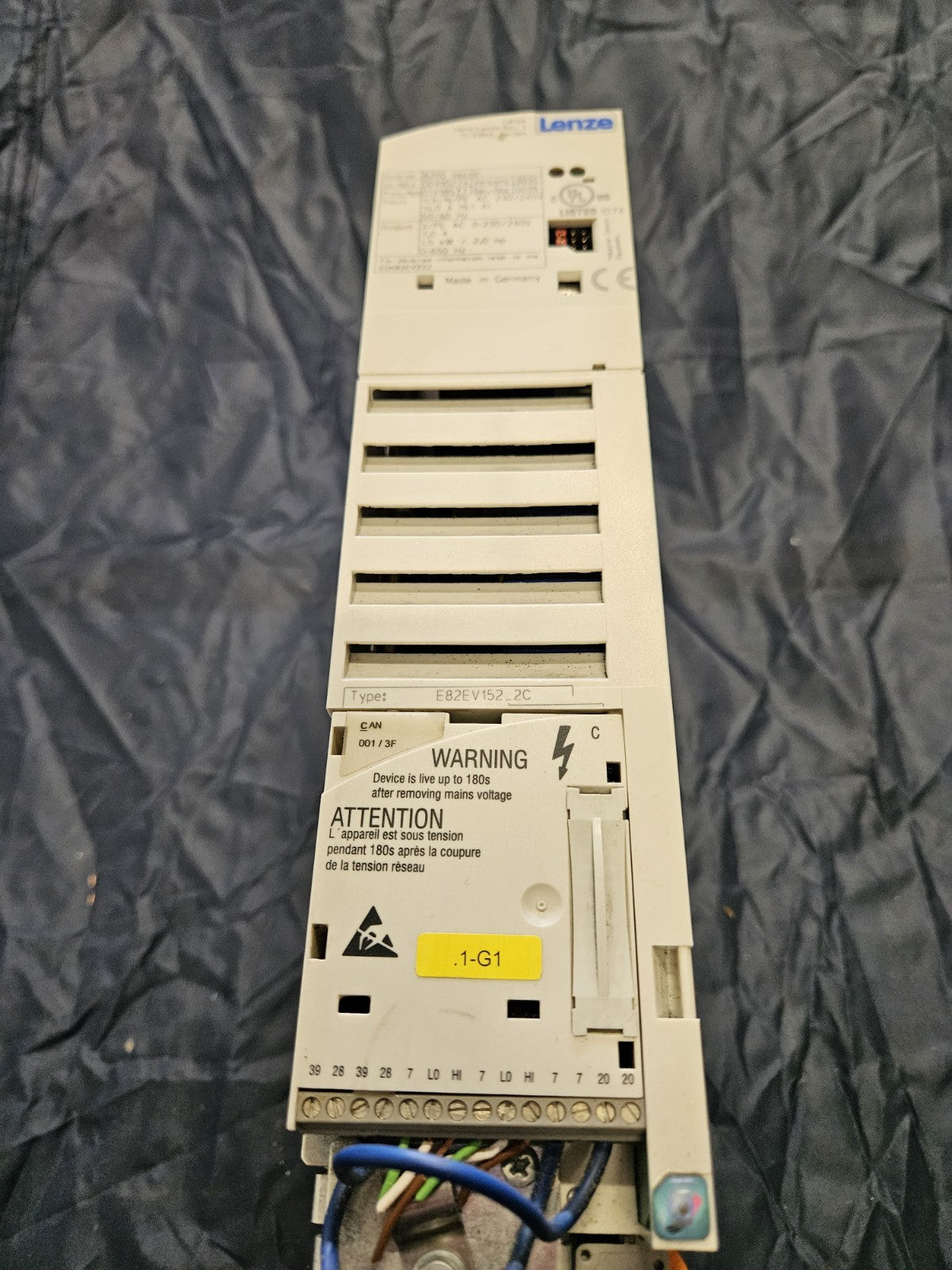 E82EV152_2C LENZE Inverter Umrichter Drive 8200 Vector 1.5kW Refurbished Working