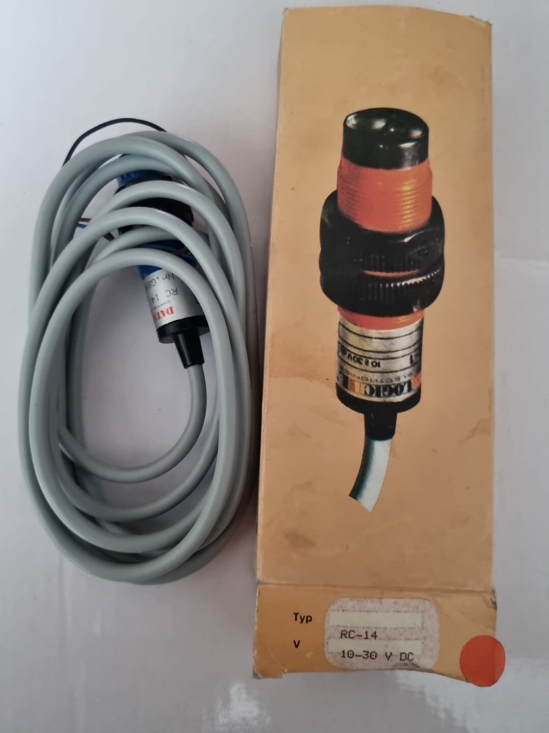DataLogic RC-14, 10-30V DC Photoelectric Sensor -OVP/unused- new old stock,