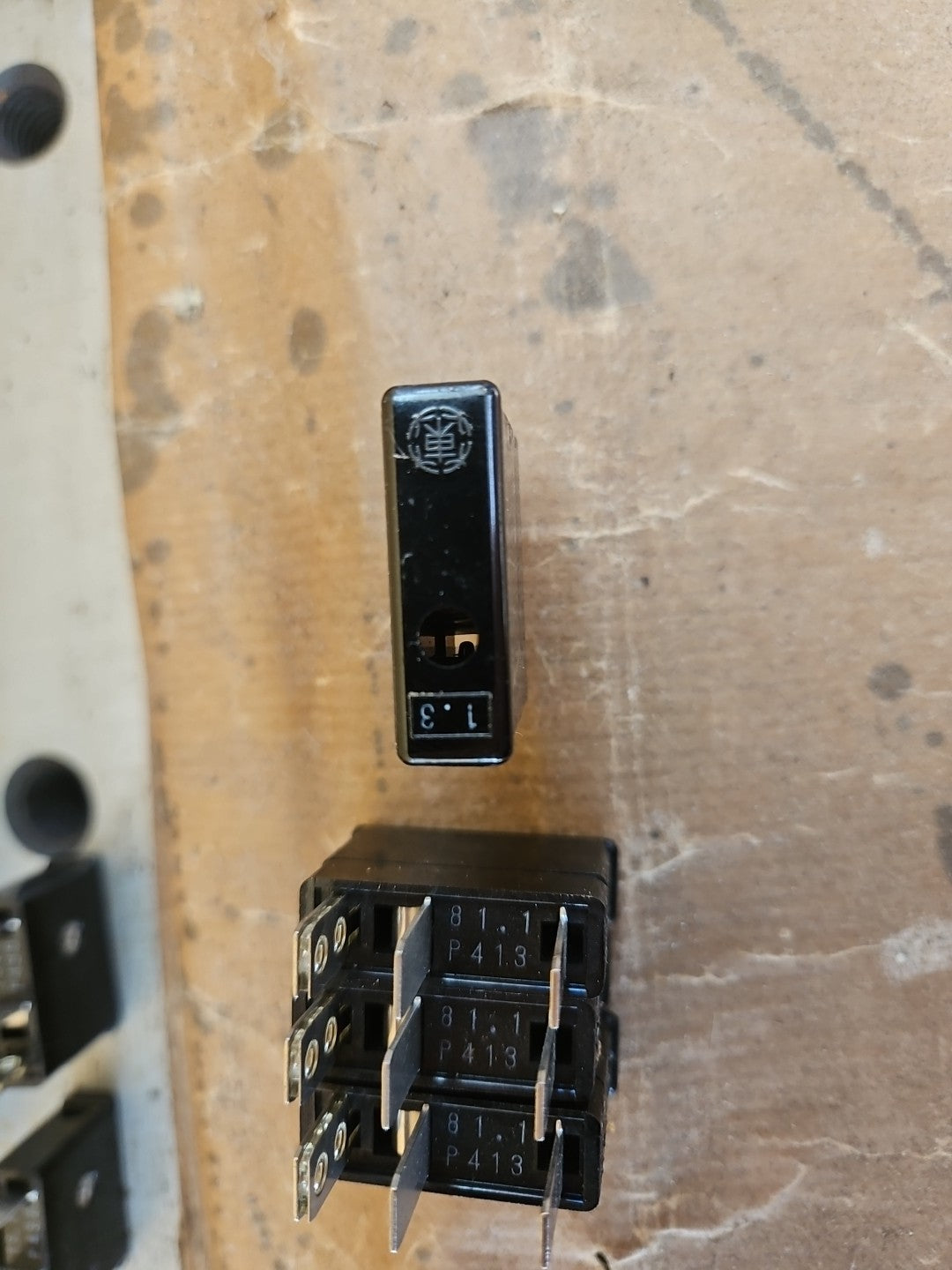 1 x Daito 81.1P413 Alarmsicherung, Alarm / Sicherung, FUSE DYTO, 1,3A, 250V NEU