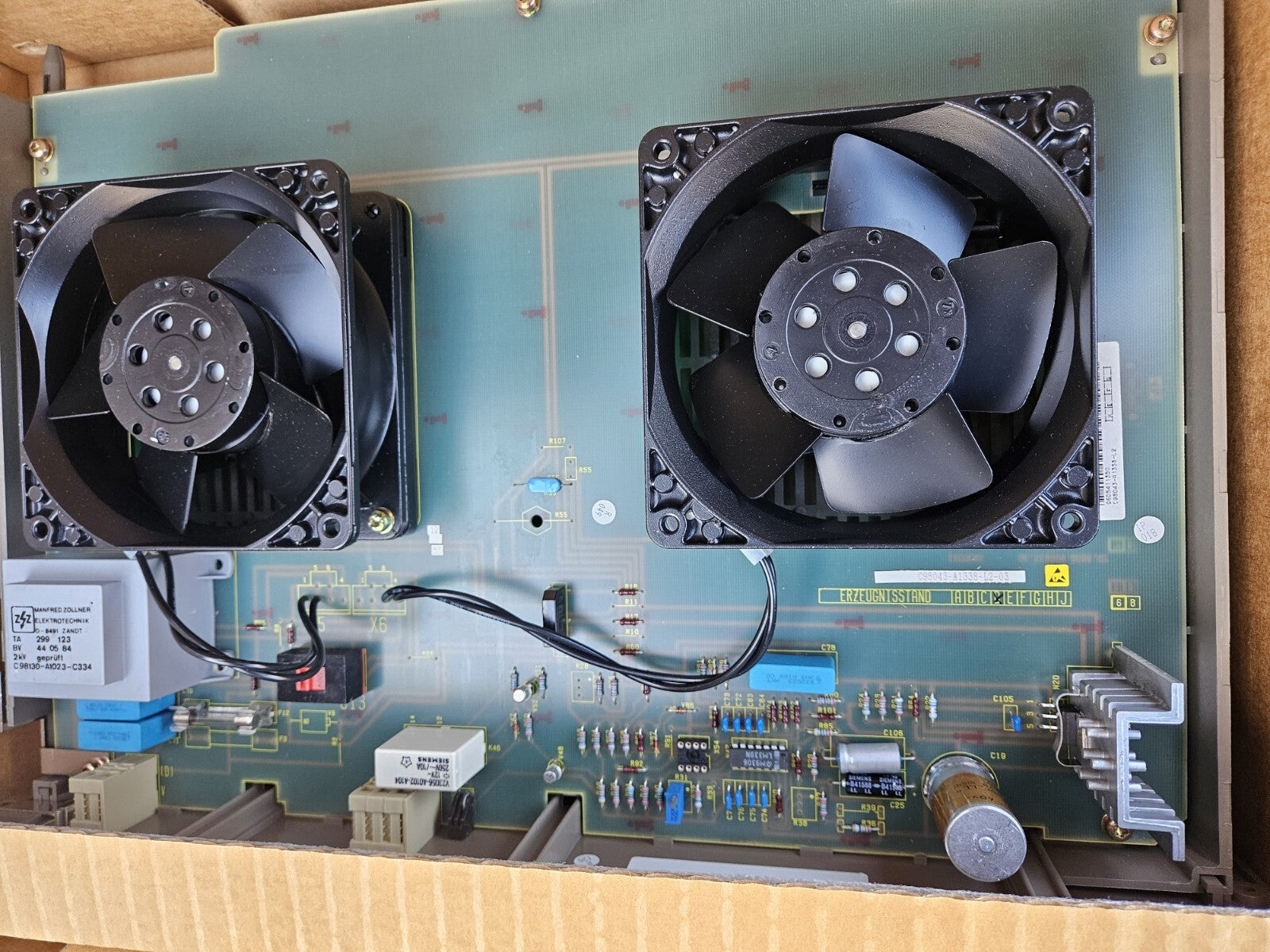 1PC New In Box   6ES5988-3LA11 6ES5 988-3LA11 Brand New Fan Unit Siemens SIMATIC