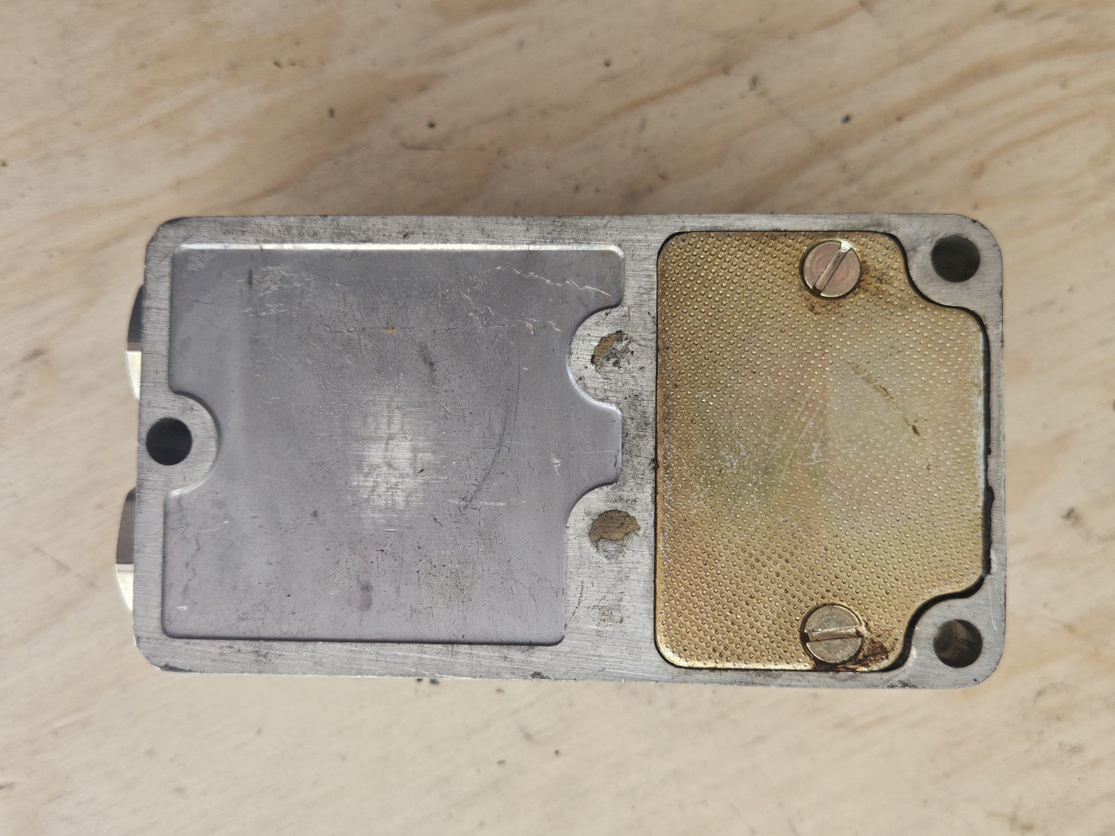 Elan SK.D.11.n, SE23 Limit Switch Sicherheitsendschalter Grenztaster Endschalter