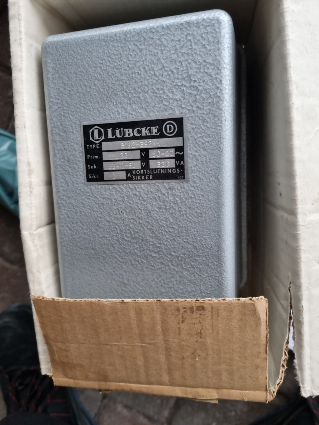 Lübcke Mellem Transformator B192-392-K P.220V, S.55-0-55V,50-60Hz, 330VA neu/new