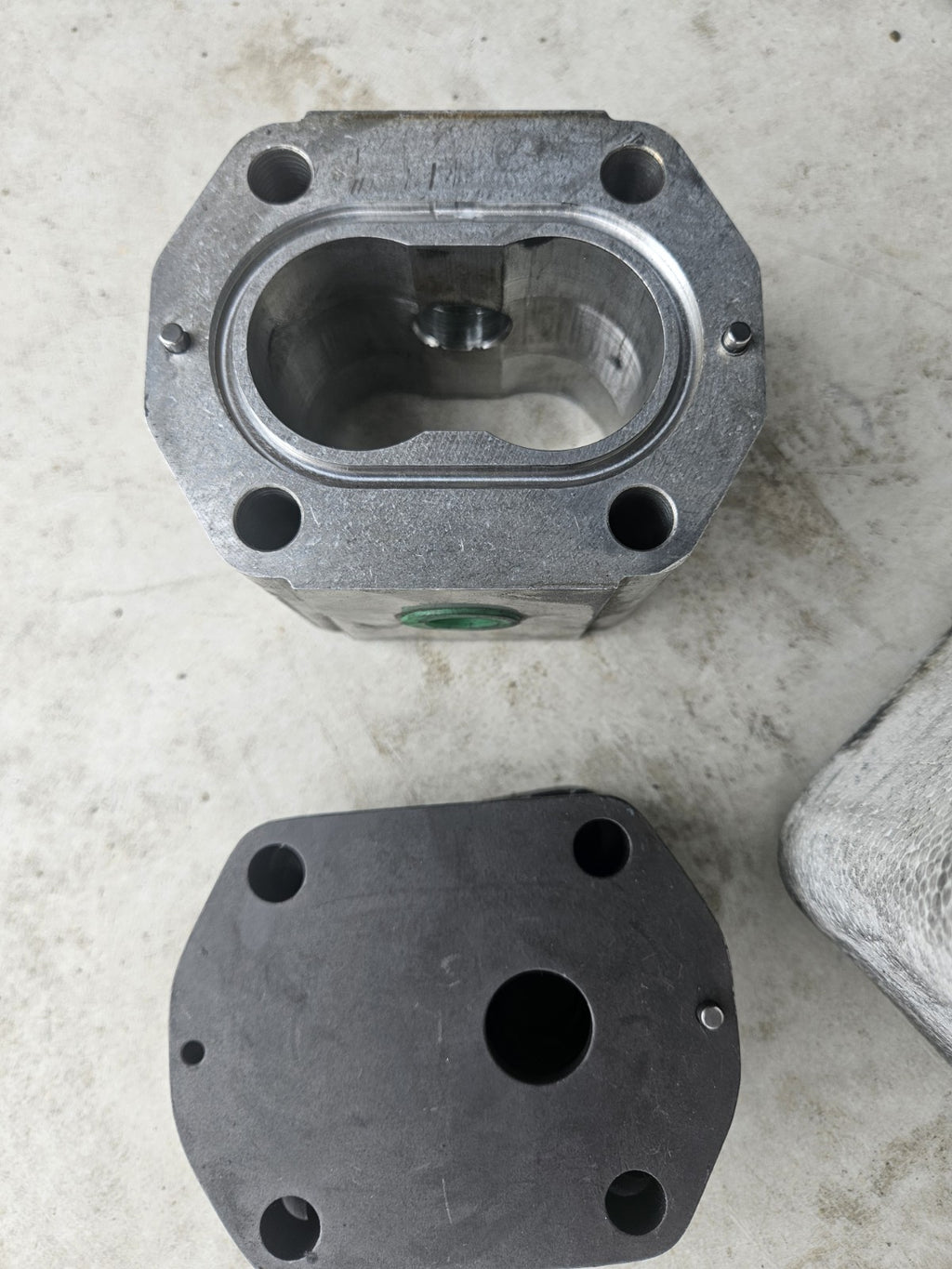 Roquet  Hydraulikpumpe A1019064, Pump, Zerlegt, E-Teil Zahnradpumpe Used Spare