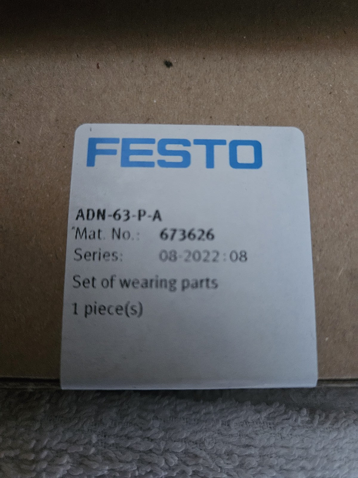 Festo ADN-63-P-A, 673626 set of wearing parts, Reparatursatz Neu/ovp, New In Box