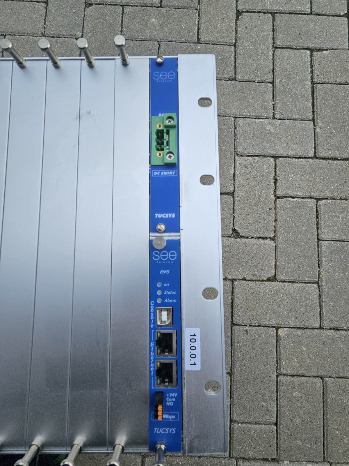 SEE Telecom TUCSYS Modular Digital Repeater System Base Chassis, KP21611000 /B-M