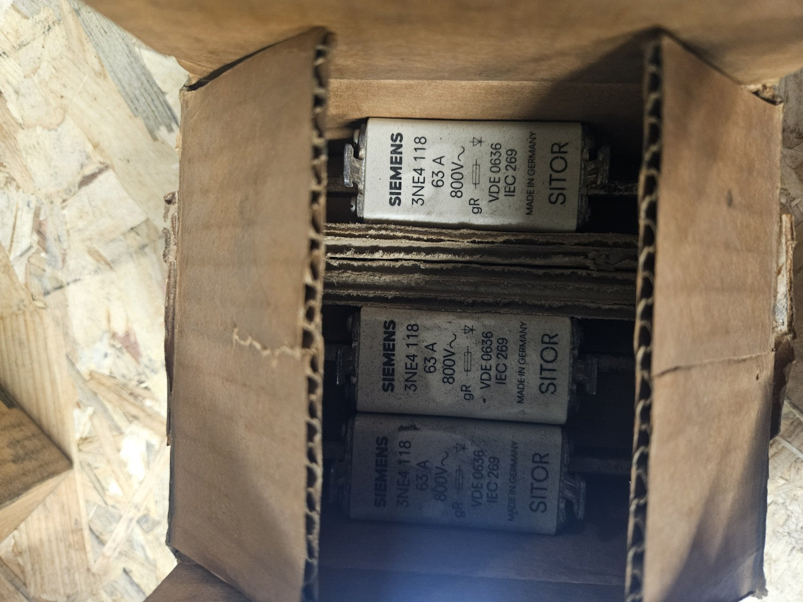 SIEMENS SITOR FUSE LOT, 3NE4 118,63A 1000V 600V VDE 0636 new in Box, Unused, Neu