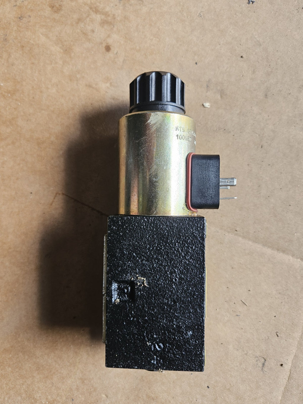 1 x PARKER D1VW BNNEE70,  Hydraulic Valve 350 BAR max P.A.B, Neu New Unused Nos
