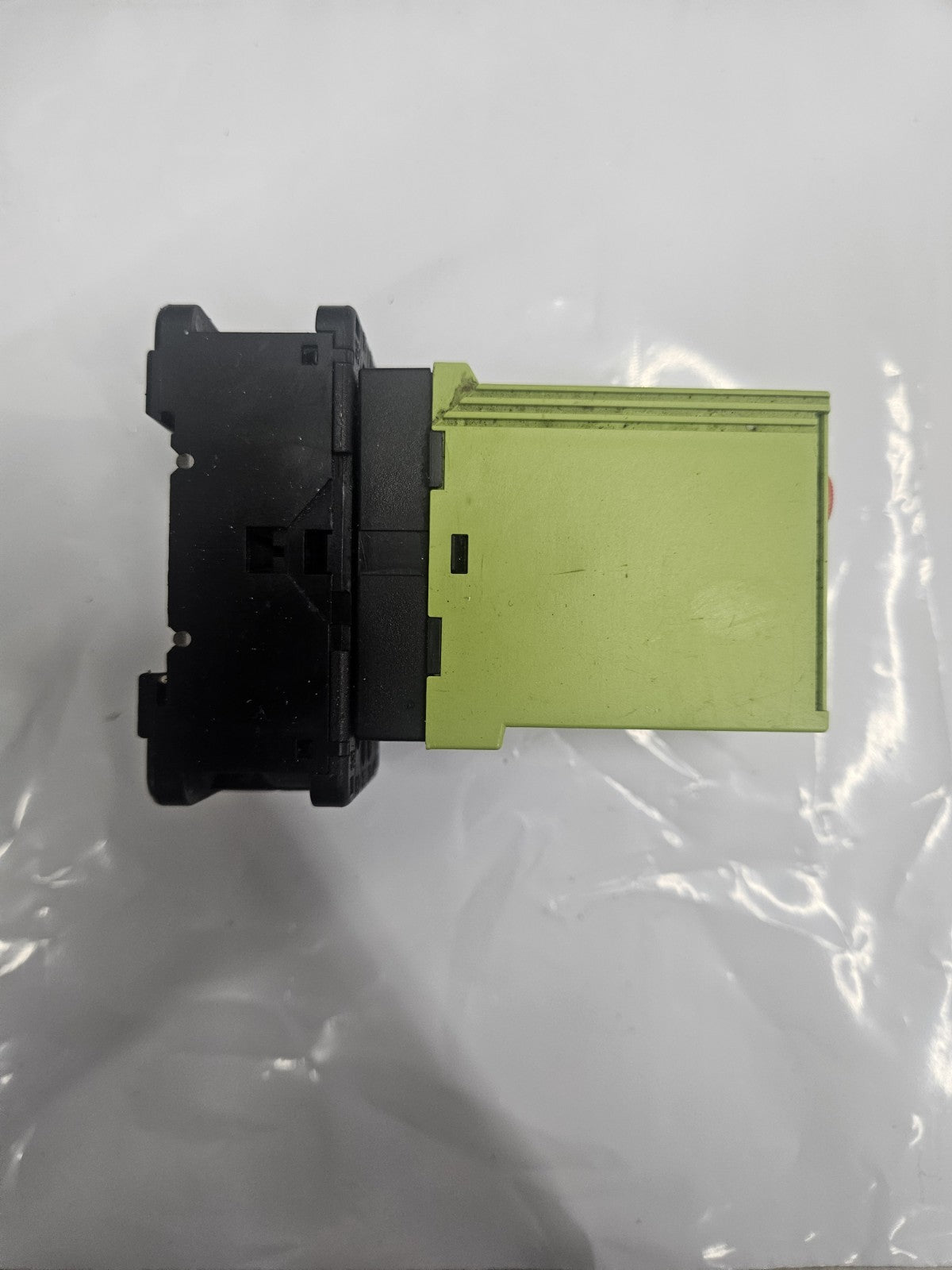 1 x Tele PDI 20 Relais mit R11X Sockel, Neu Unbenutzt, New Unused New Old Stock