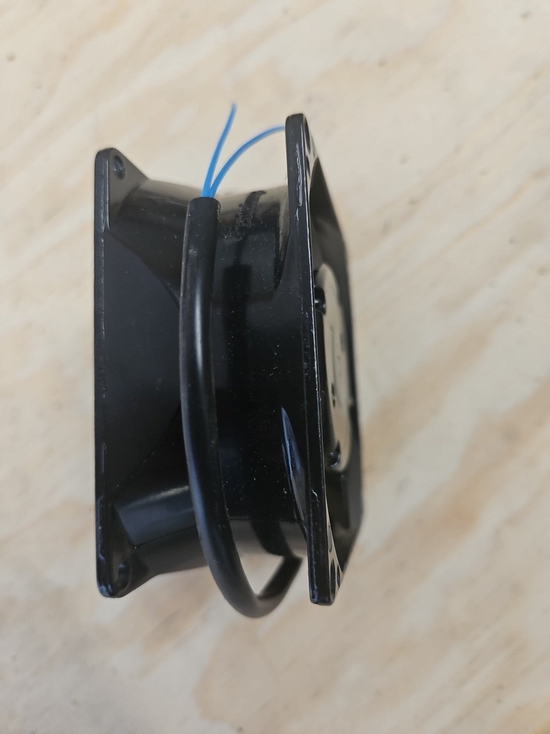 EBM Papst 8556 N Axiallüfter 230 V/AC 46 m³/h (L x B x H) 80 x 80 x 38 mm Neu!!