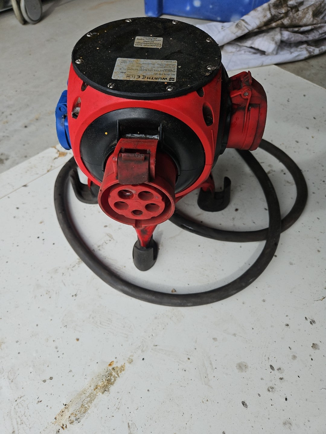 Würth Standverteiler 32A Kunststoff 0774 762 001 Pegasus MV 32/5 16/5 2xSSD Gebr