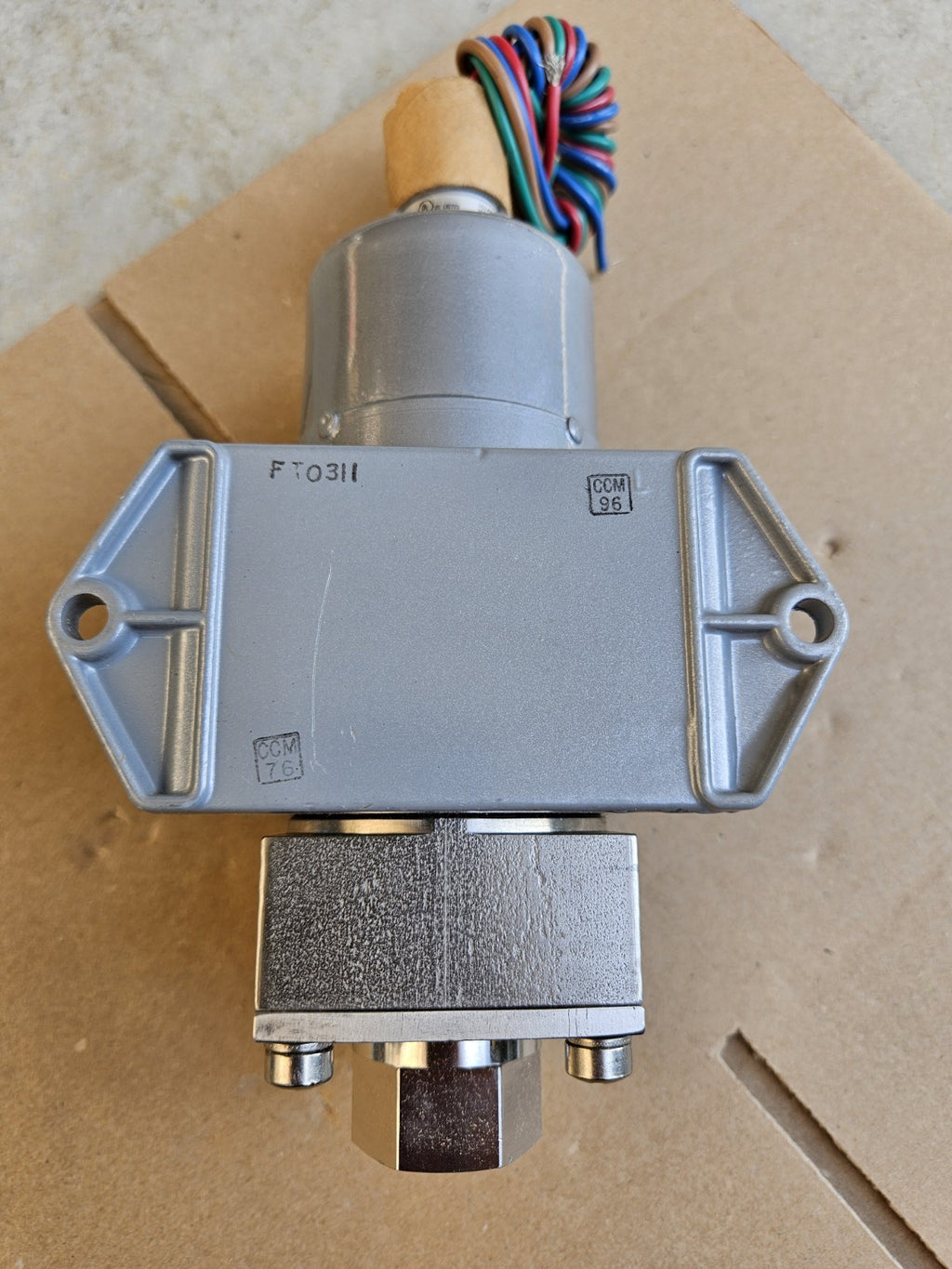 CCS CUSTOM CONTROL SENSOR 646DZE2 Pressure Switch, Ex-proof New Nos Neu Unused