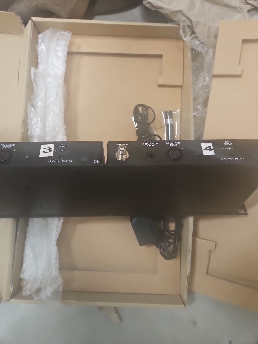2 x BeyerDynamic ct 316 uhf transmitter mit Rahmen Neu/ovp Unused Nos, Brandnew