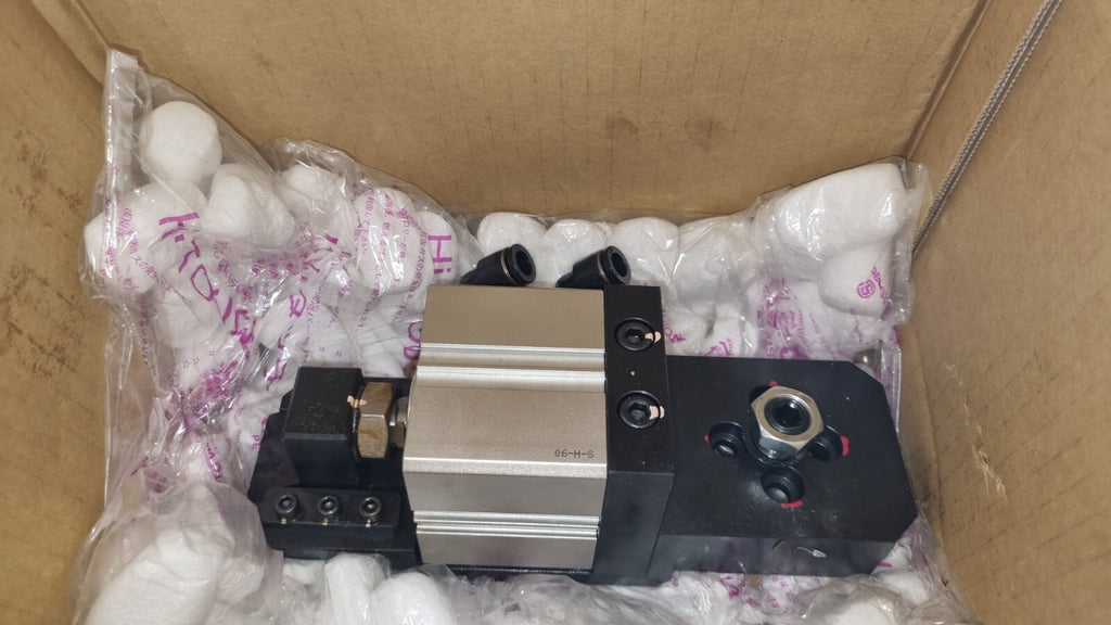 Siemens 6FX1122-2AD02   SINUMERIK brandnew in box, neu/new