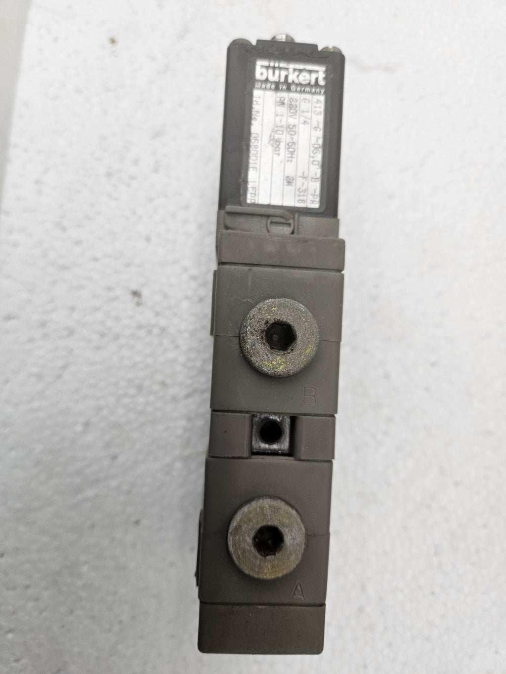 Burkert 413-6-06,0 -B -PA, 068001E,  Ventil, Valve, Used,tested, Fully Working