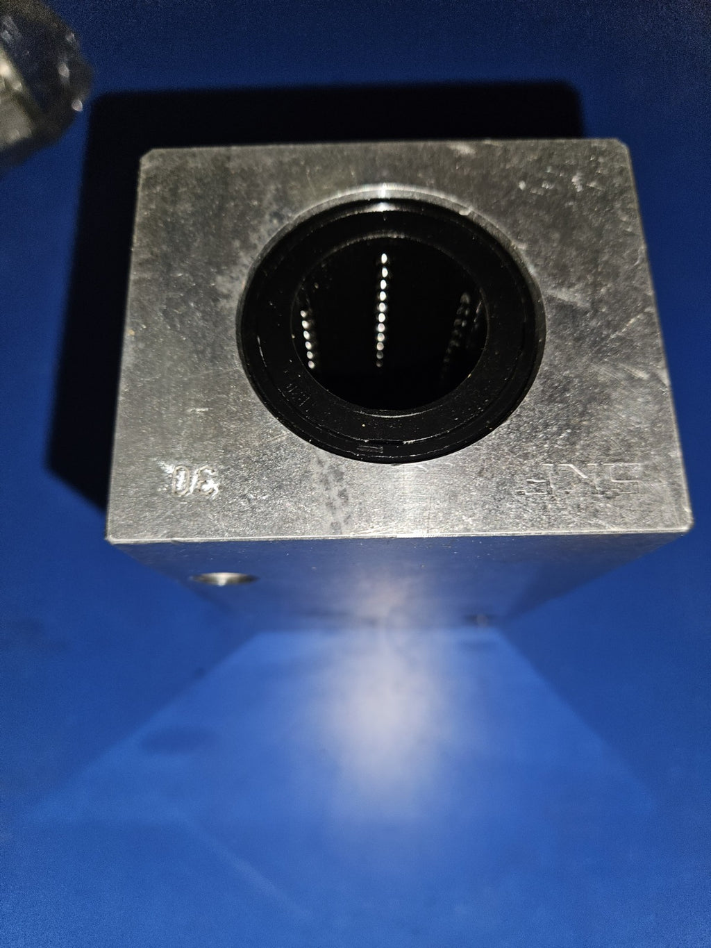SKF 30 Linear Ball Bearing 30mm Bore with Housing New Unused Neu Unbenutzt NOS