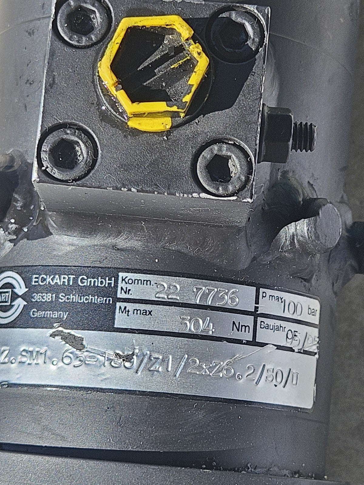 ECKART SZ.SM1.63-180°/Z1/2xZ6.2/S0/U, 227736 Hydraulik-Schwenkmotor 304Nm 100bar