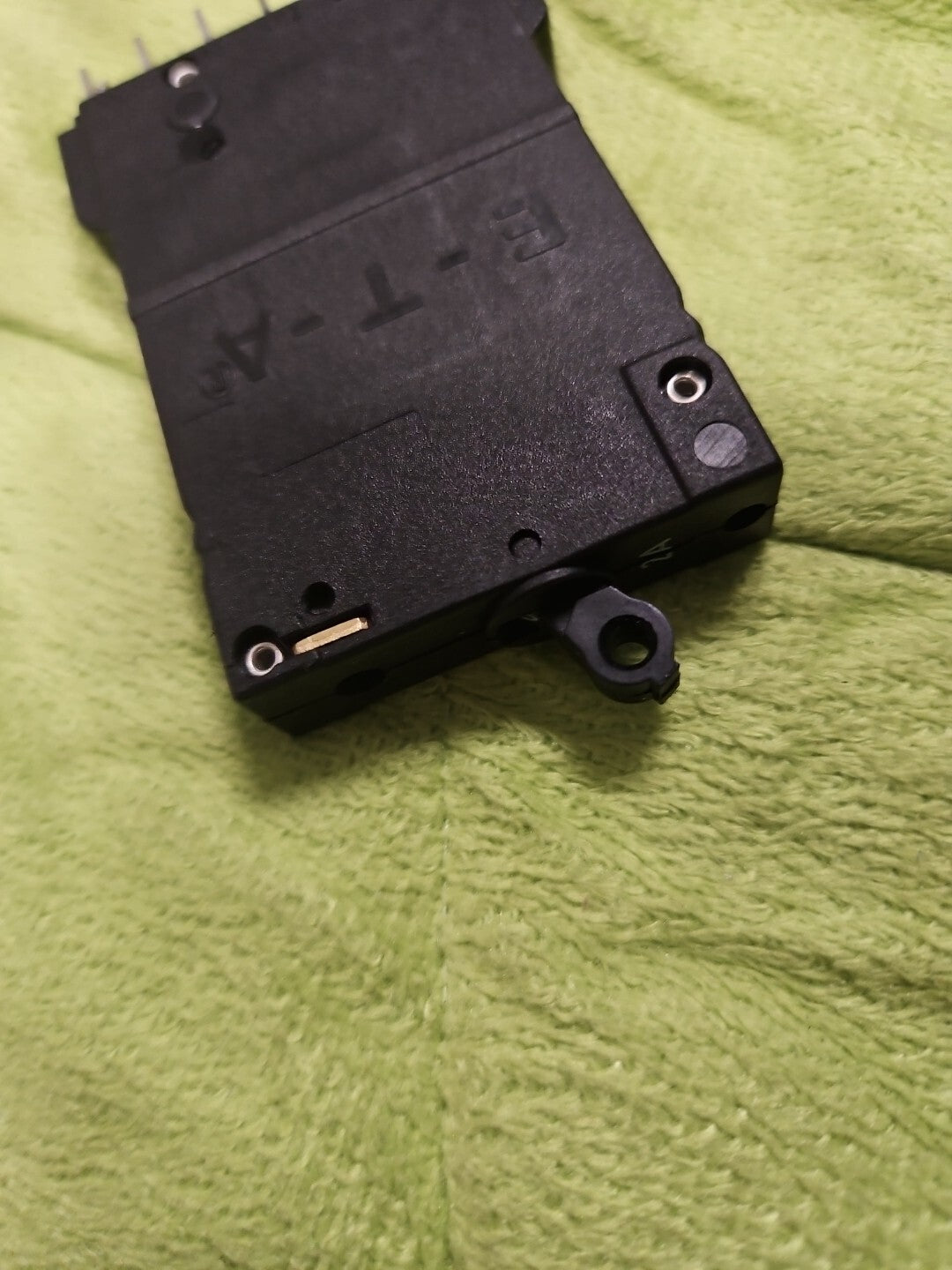 1 x ETA E-T-A Schutzschalter 2210-S211-N1F1-H111 2A Thermischer Schalter Neu,new