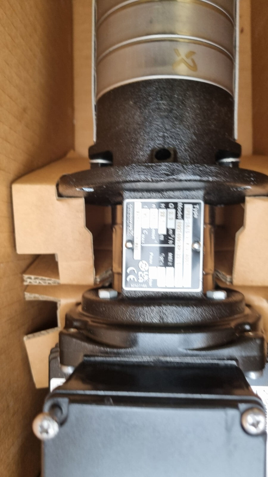 Grundfos SPK2-15/8 A-W-A-AUUV mit Motor grundfos MG71A2-14FT85-c3 NEU/OVP