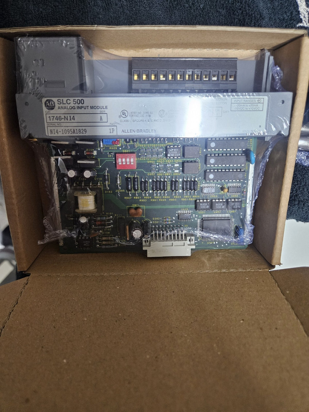 Allen-Bradley 1746-NI4 SLC 500 Analog Input Module – Analogeingabemodul NEW NEU!