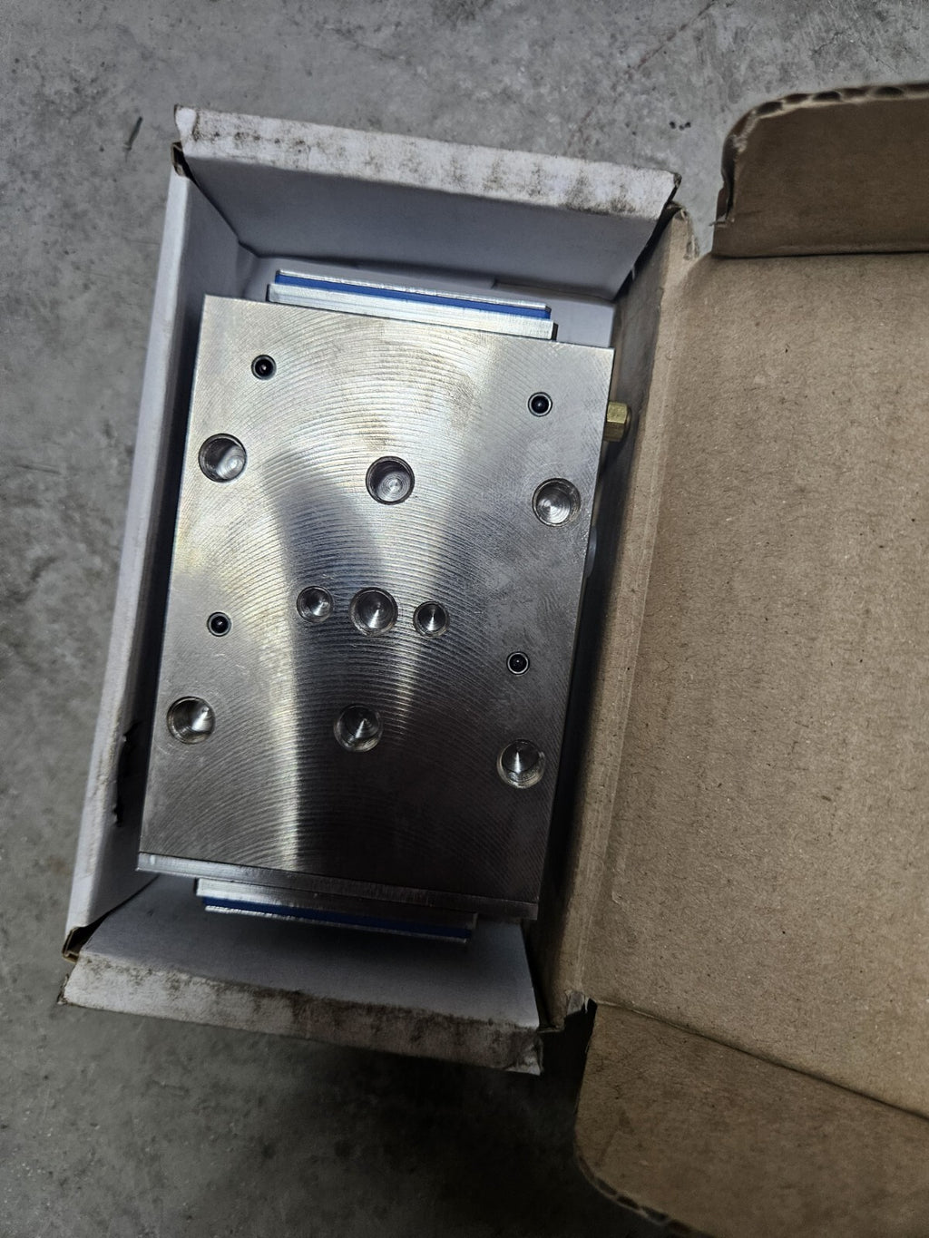 Bosch REXROTH R161924051 Bremselement, Pneumatic Clamping and Braking Unit NEW