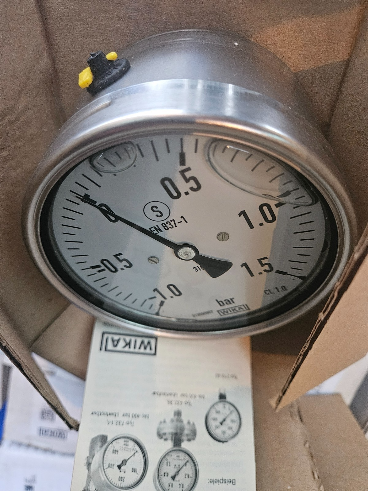 WIKA Manometer Glyzerin 233.30.100, diverse Modelle zur Auswahl G1/2"B, neu/ovp
