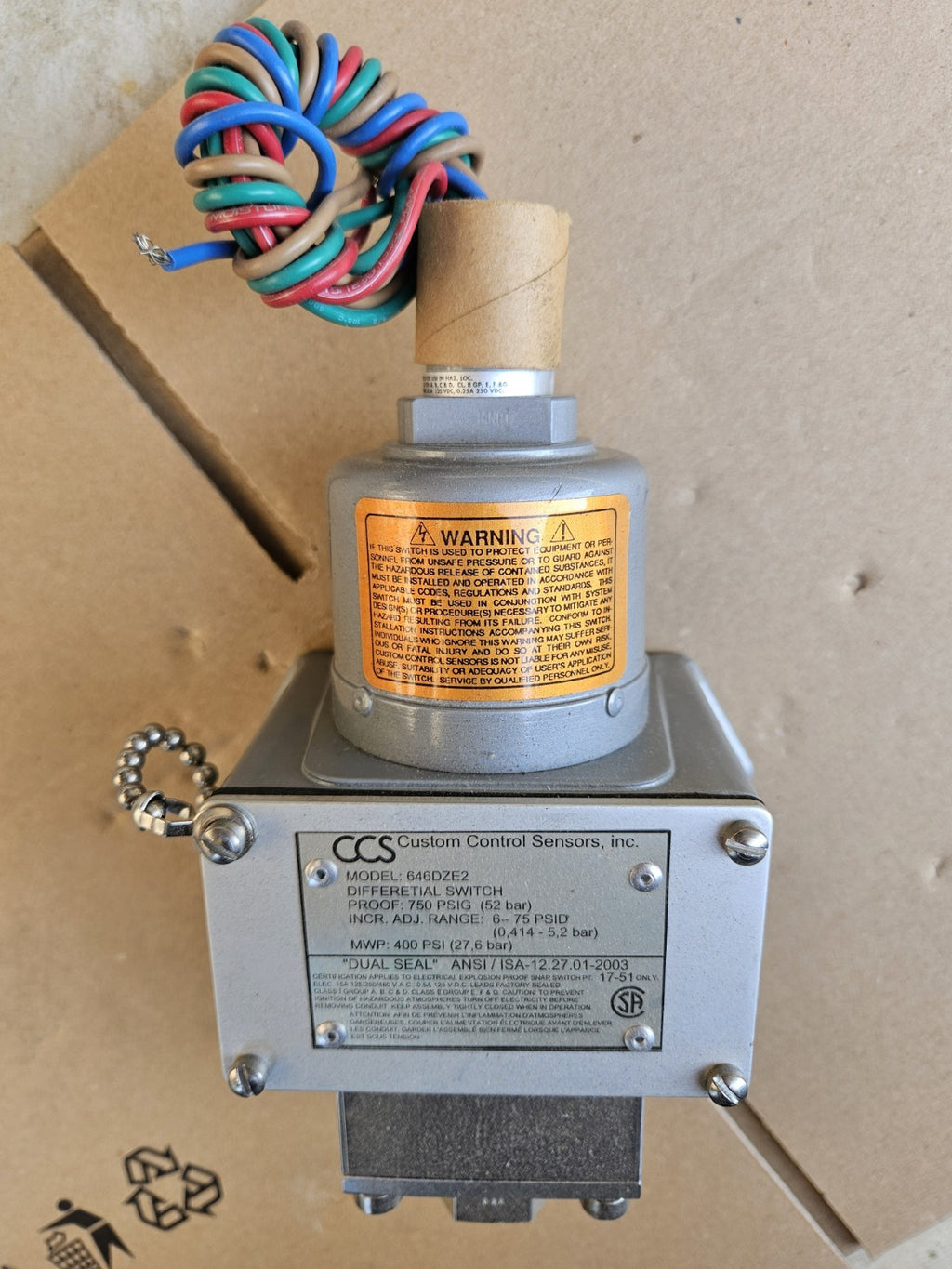 CCS CUSTOM CONTROL SENSOR 646DZE2 Pressure Switch, Ex-proof New Nos Neu Unused