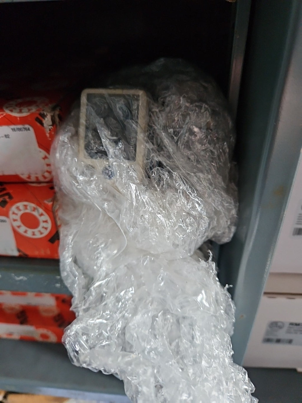 SMC PF3W704-F03-F-M Flow Switch, Meter 0,5-4l/min, New Unused Neu 