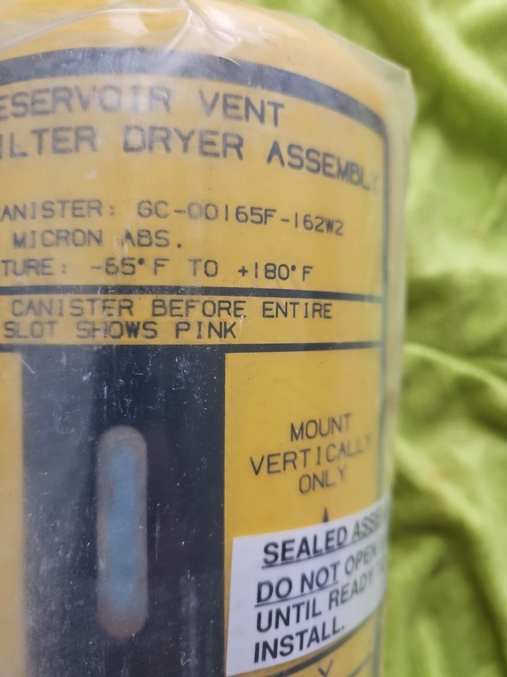 Pall Land and Marine GC-00165F-162W2 Vent DRYER Canister Filter sealed New Neu