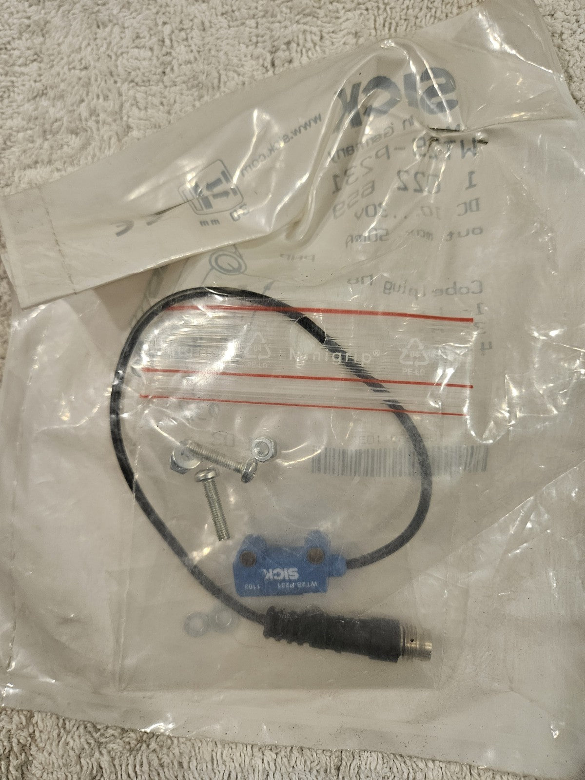 WT2S-P231 SICK - Photoelectric proximity sensor 1022659 NEW SEALED NEU UNUSED