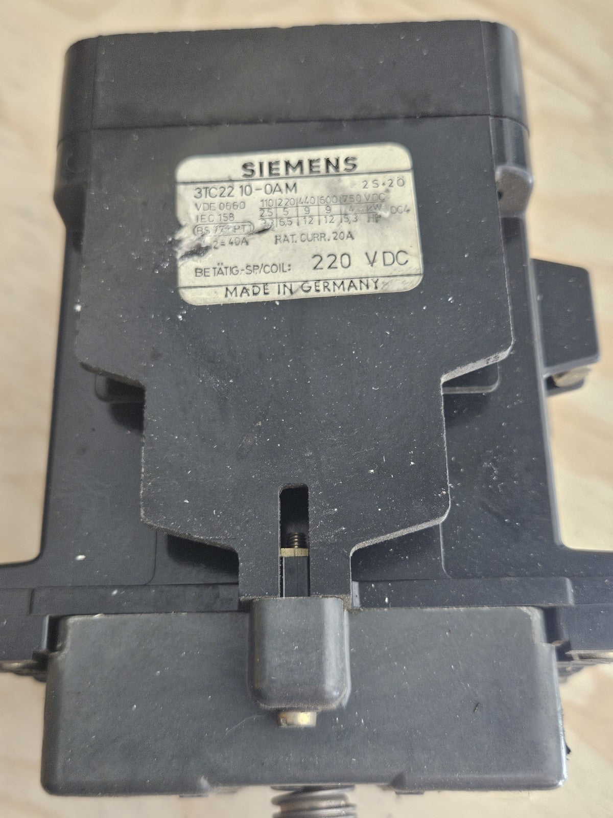 SIEMENS 3TC22 10-0AM CONTACTOR SCHUETZ , used, Tested Fully Working