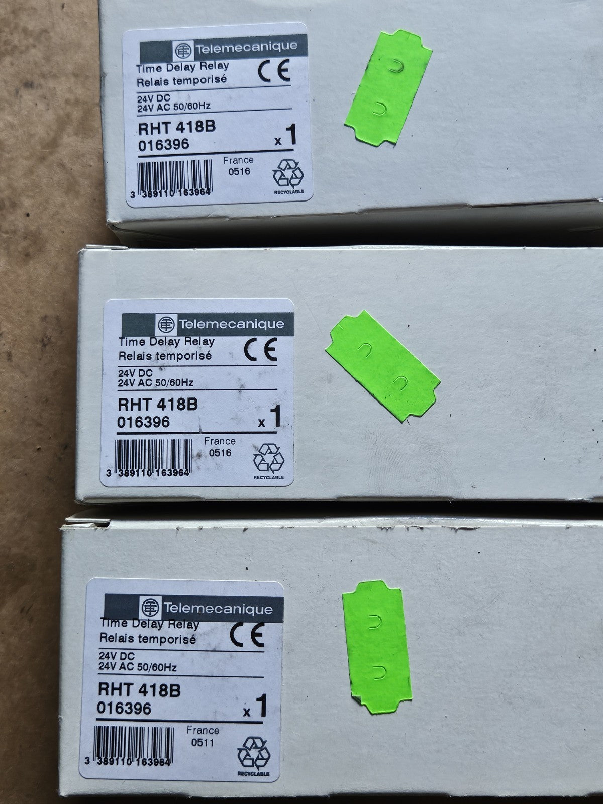 RHT418B, 016396 Telemecanique Schneider Electric Zeitrelais Neu/ovp NOS in Box