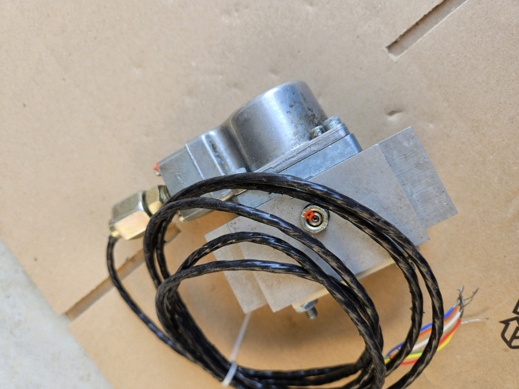 MOOG G771K203 FLOW SERVO CONTROL VALVE GE 312A6077P005, New Nos  Unused Neu