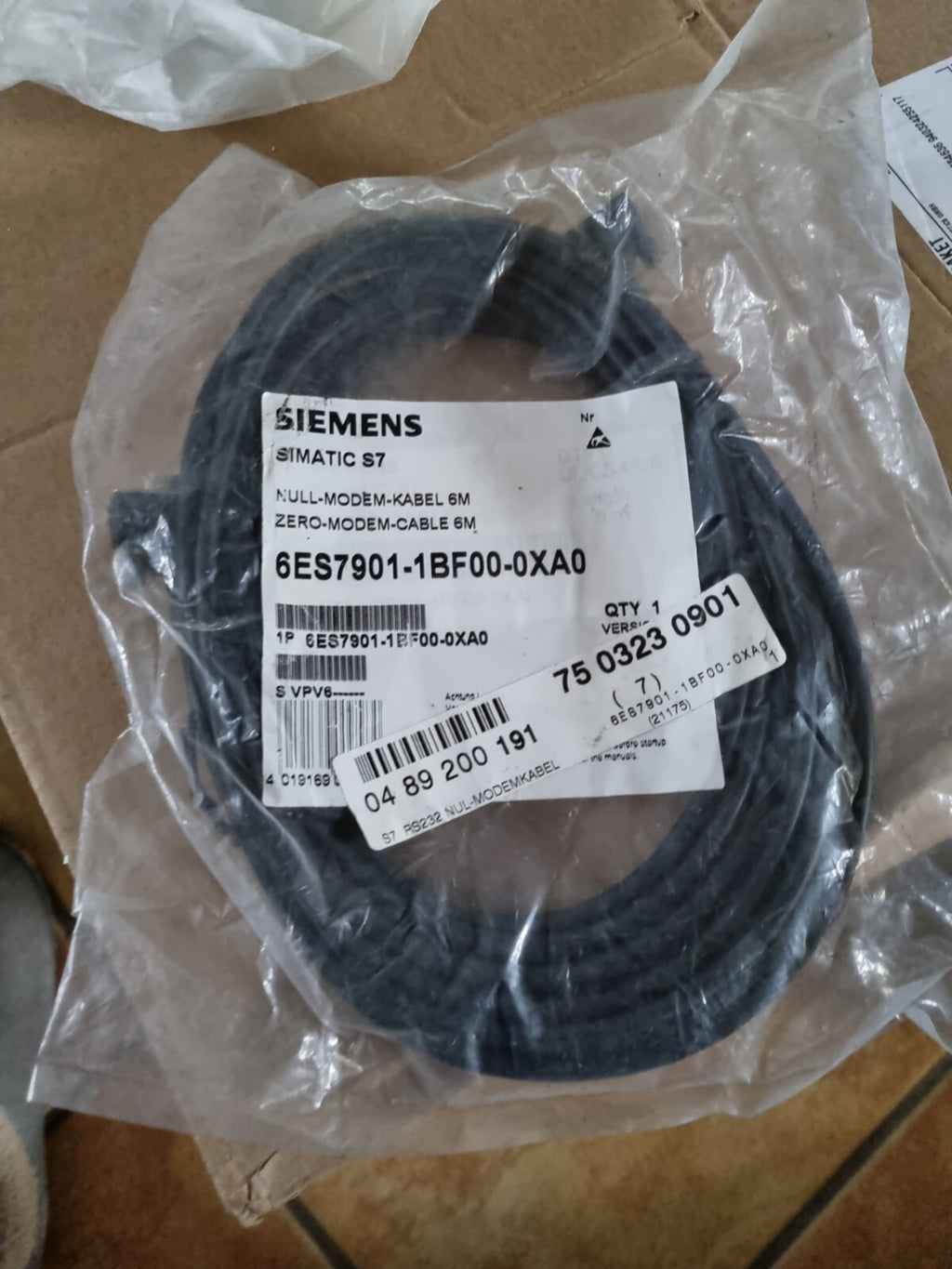 Siemens Simatic 6ES7901-1BF00-0XA0 6ES7 901-1BF00-0XA0 RS232-Kabel 6Mtr -unused-