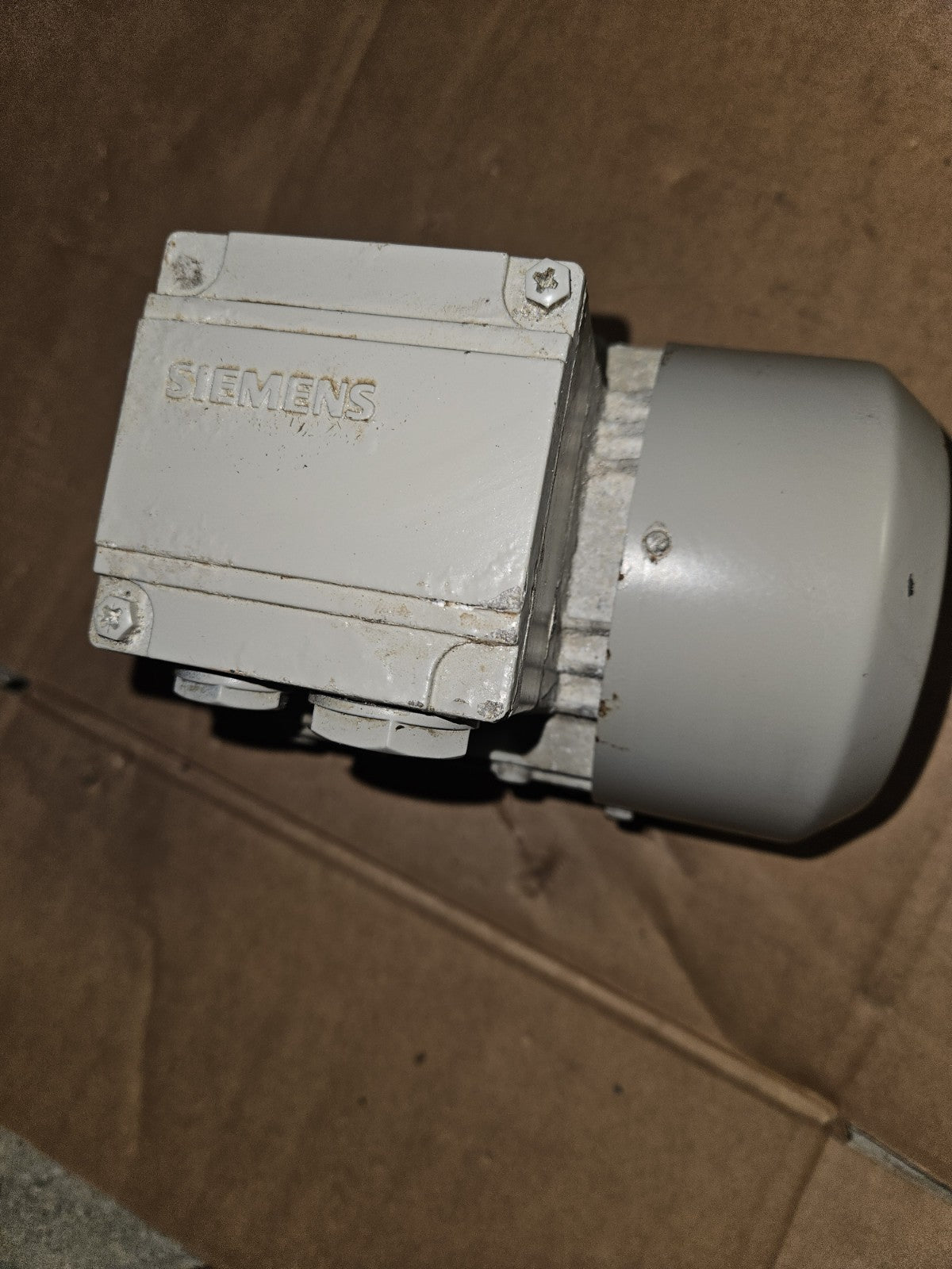 Siemens 1LA7063-4AB10 50/60Hz 0,18/0,21kW 1350/1650rpm Elektromotor -unused-new