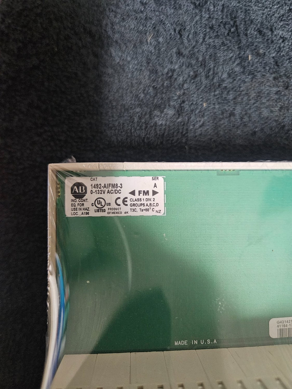 Allen-Bradley 1492-AIFM8-3 Plc I/O Module Green Plastic