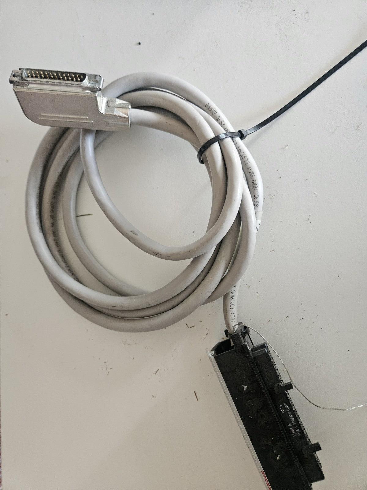 Allen-Bradley 1492-ACABLE025WB PLC Wiring Cable – Pre-Wired Interface Module 