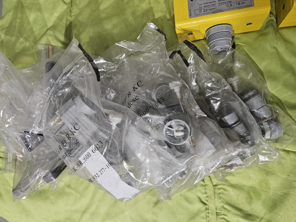 5 x Sick Einstrahl Sicherheits Lichtschranke, WSU26/2-132, WEU26/2-132 NEU Zubeh
