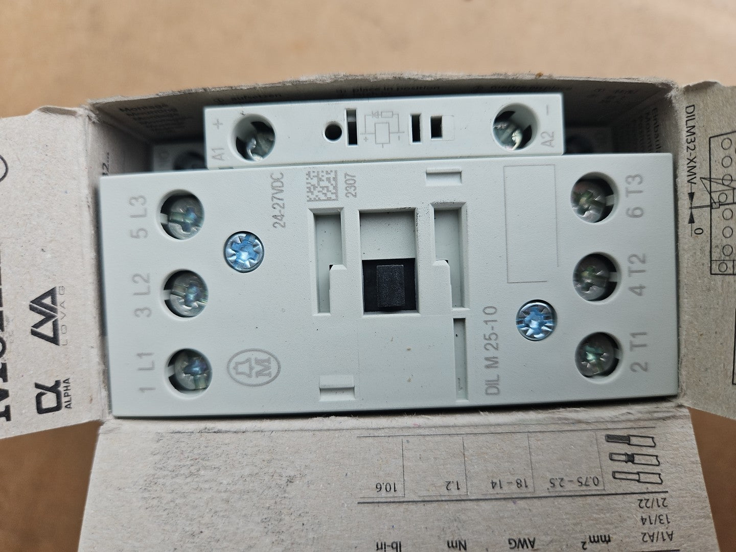 Moeller 277146 Leistungsschütz Typ DILM25-10 24-27V DC Neu/ovp Unused New
