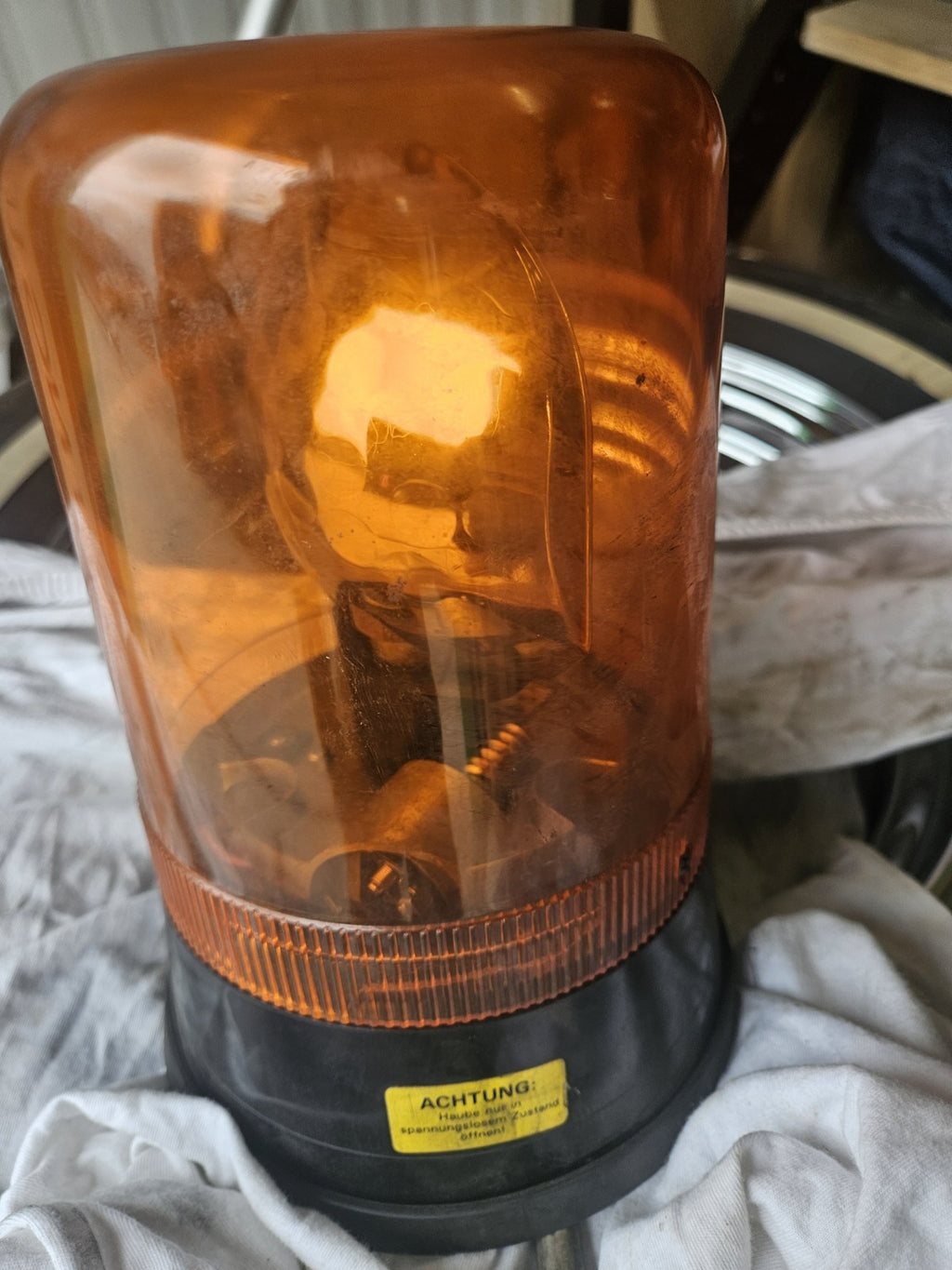 Funke + Huster SLD1, Drehspiegelleuchte 22200403,220V, 55W Used, Fully Working