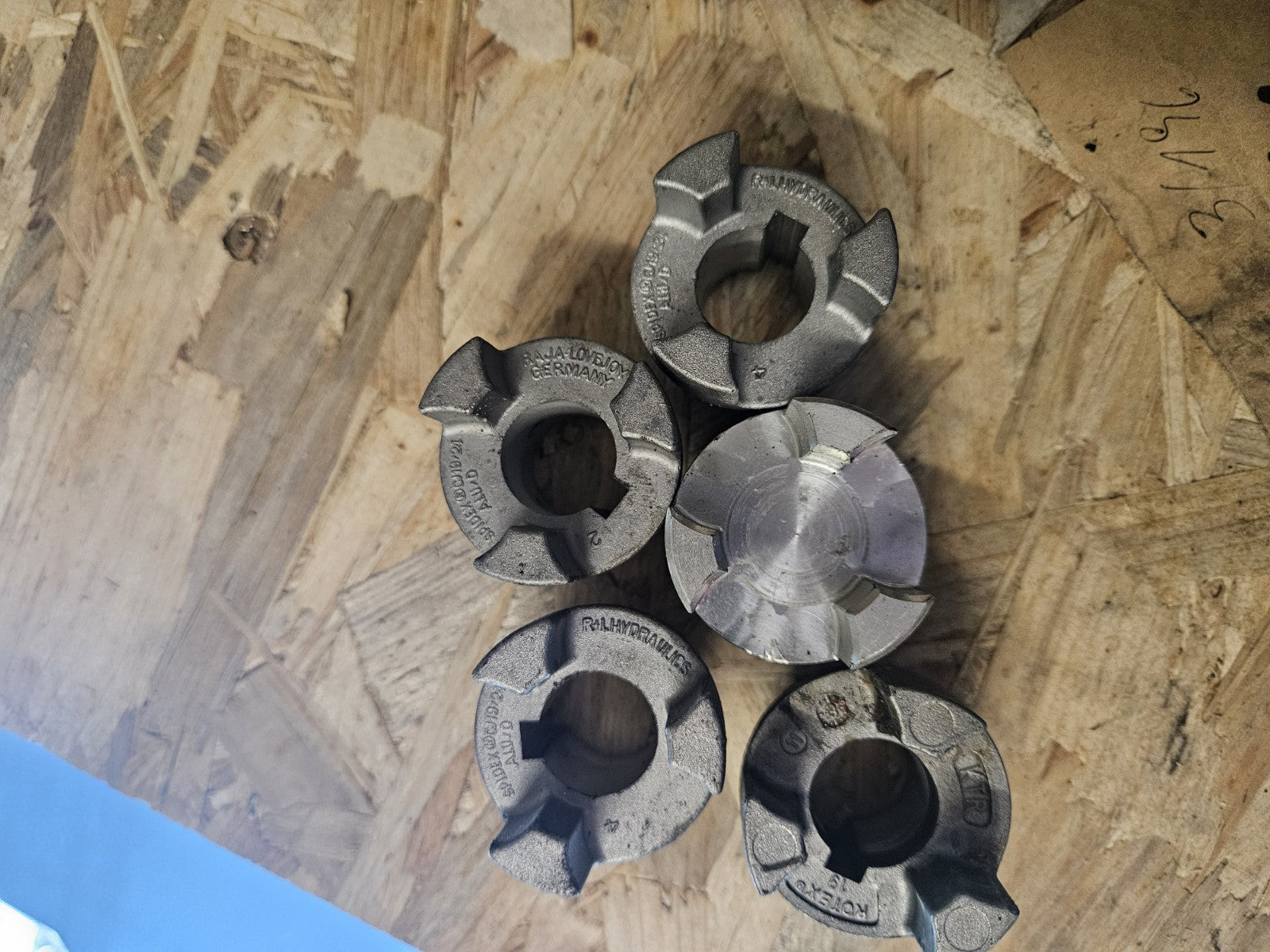 Konvolut ROTEX, RAJA LOVEJOY, SPIDEX KLAUENKUPPLUNG, 19/24 parts Teile
