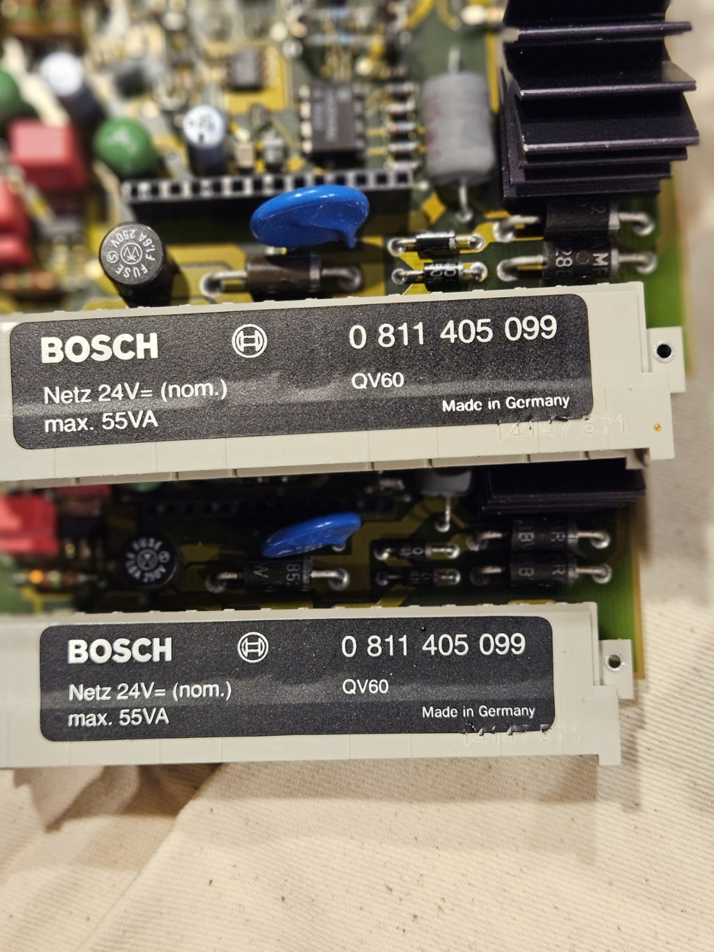 Bosch Rexroth QV60 Hydraulic Valve Control Card 0 811 405 099 / 1 818 300 060