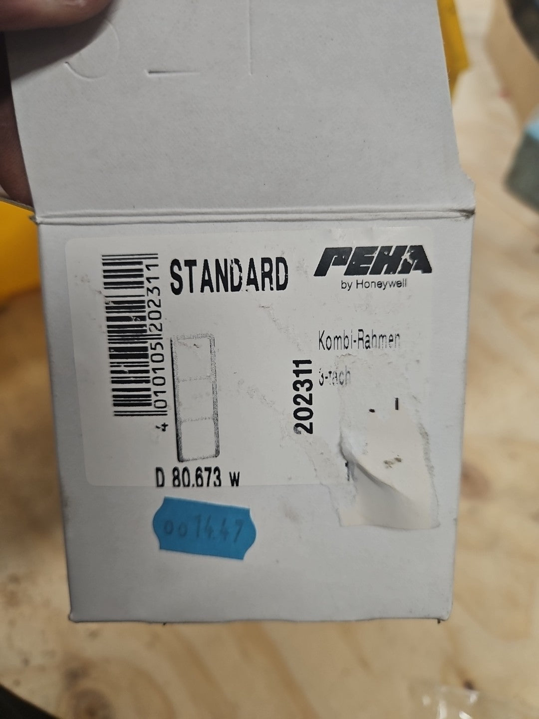 18 x Peha Rahmen 3-fach ws D 80.673 W IP20 Abdeckrahmen weiß Blende Abdeckrahmen