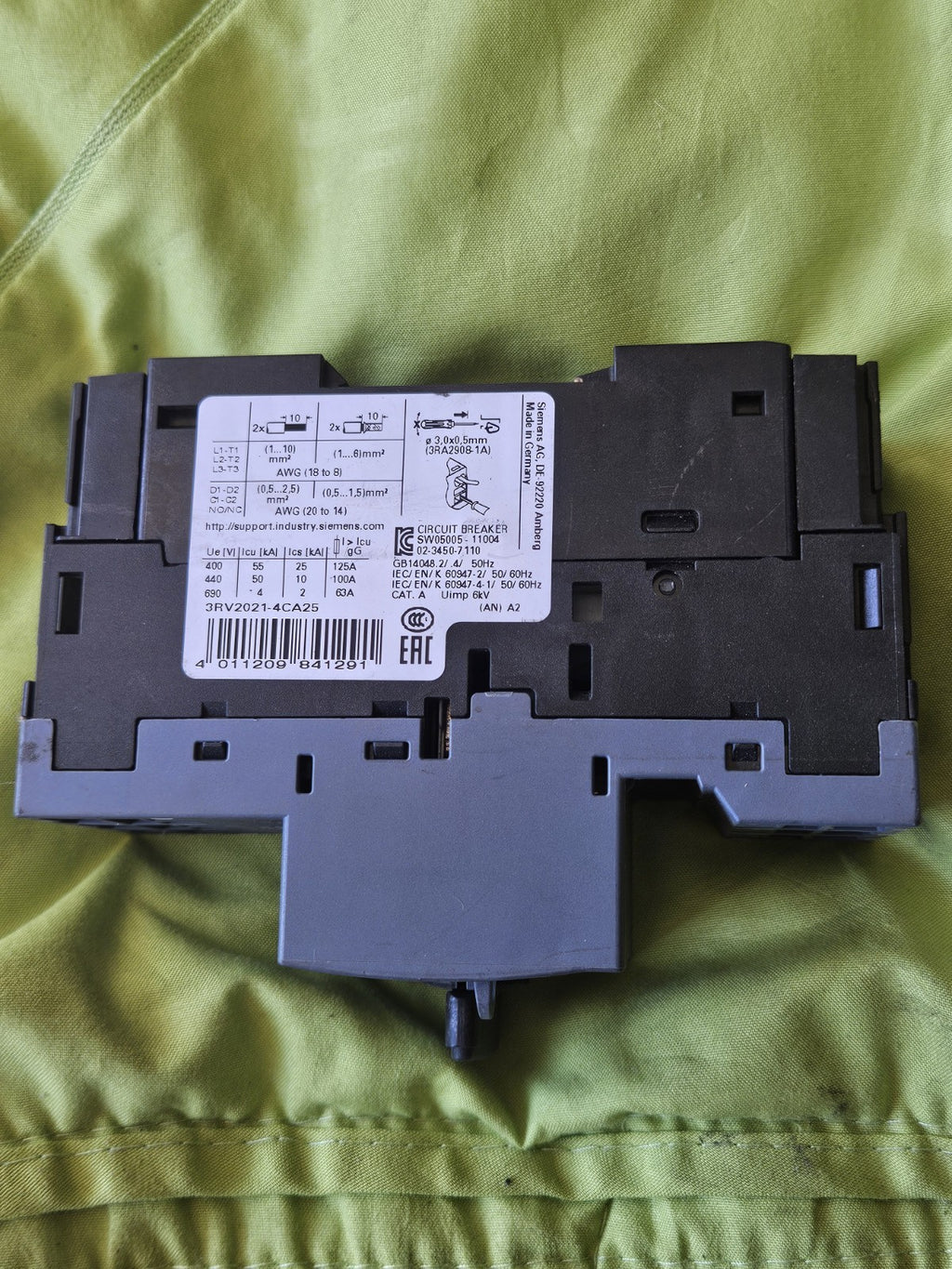 Siemens SIRIUS 3RV2021-4CA25  Leistungsschalter Breaker -unused-neu-new No Box