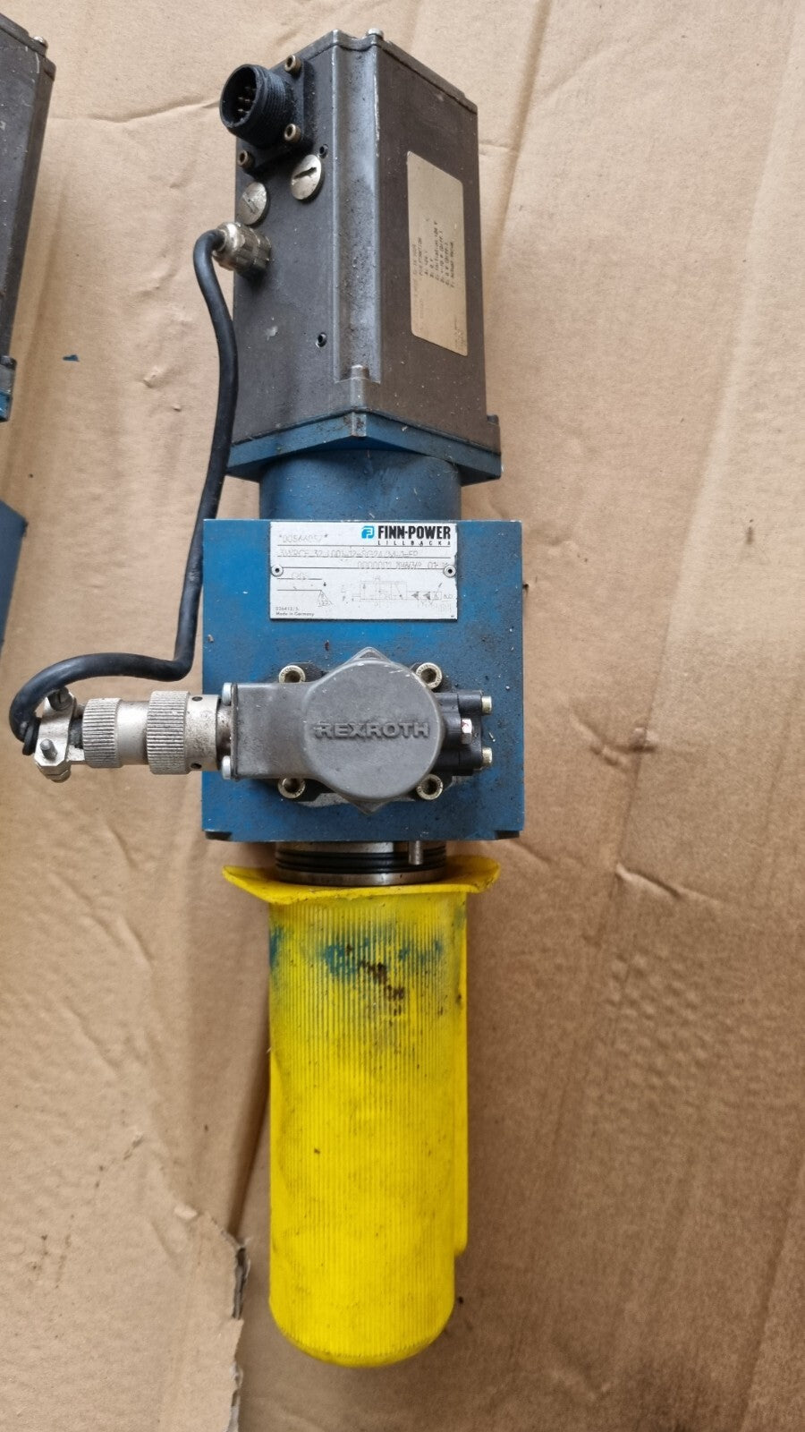 Bosch Rexroth 3WRCE 32 L001-1X/SG24/M, R900901789, 00566057, Finn Power, Valve