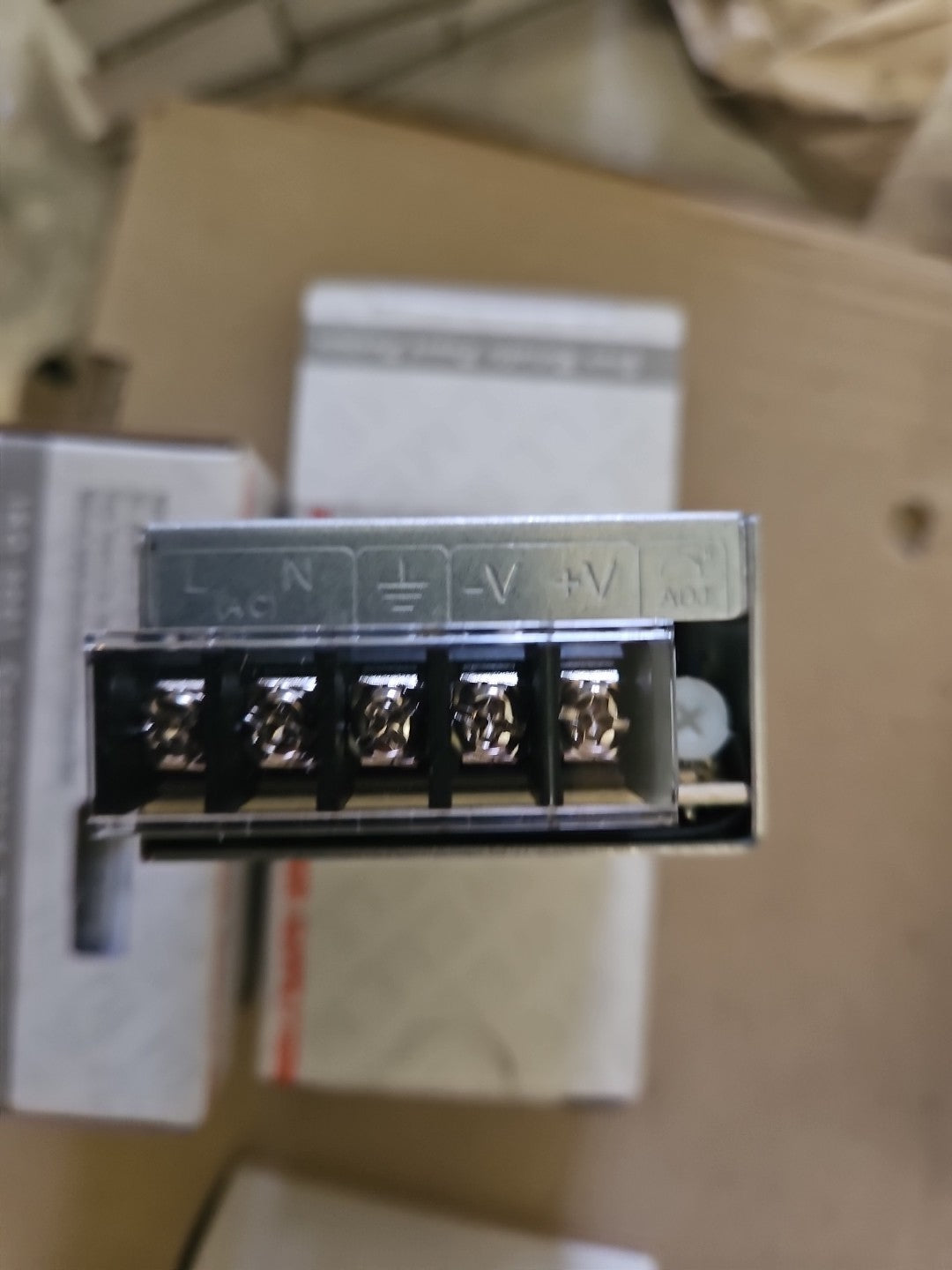 MEAN WELL RS-15-12 15W 12V 1,3A Industrielles Netzteil Neu/ovp Unused New
