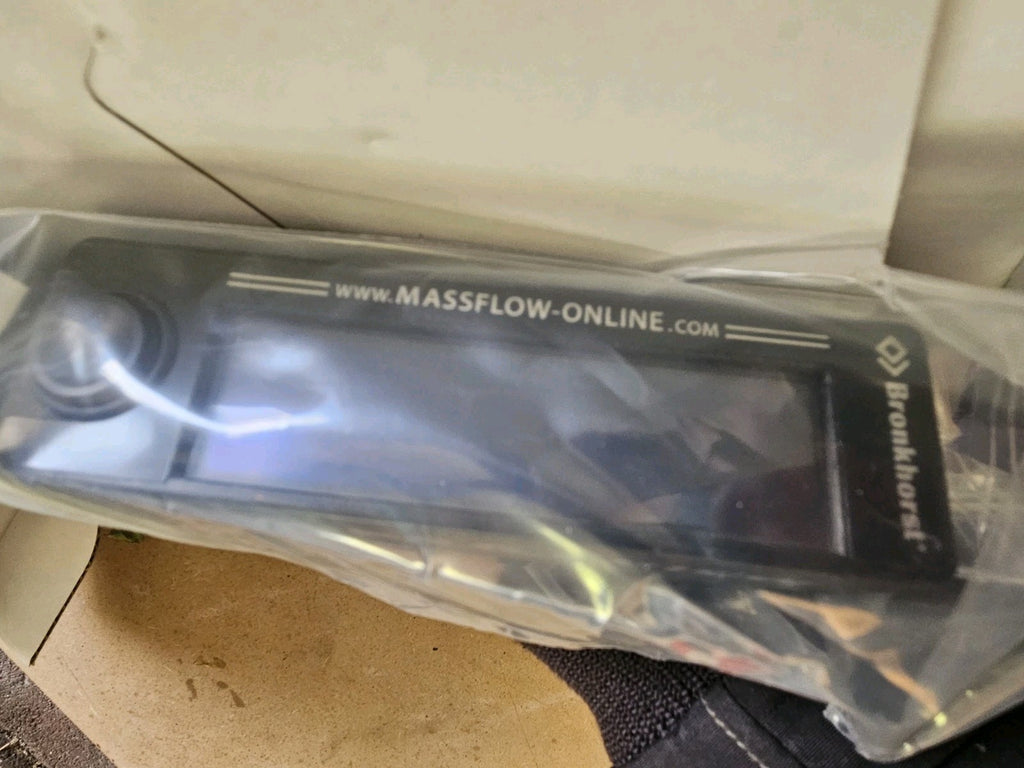 BRONKHORST MV-102, M152008410/s, G-FLOW  MASS FLOW REGULATOR Neu/ovp, New Box
