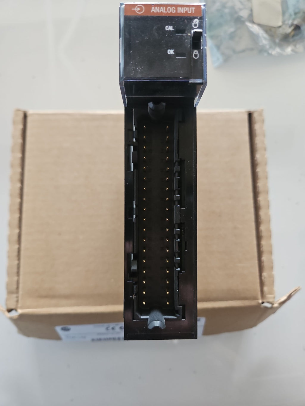 Allen Bradley 1756-IF8 SER. A Controllogix  1756-IF8/A Module, 96240676 new Neu