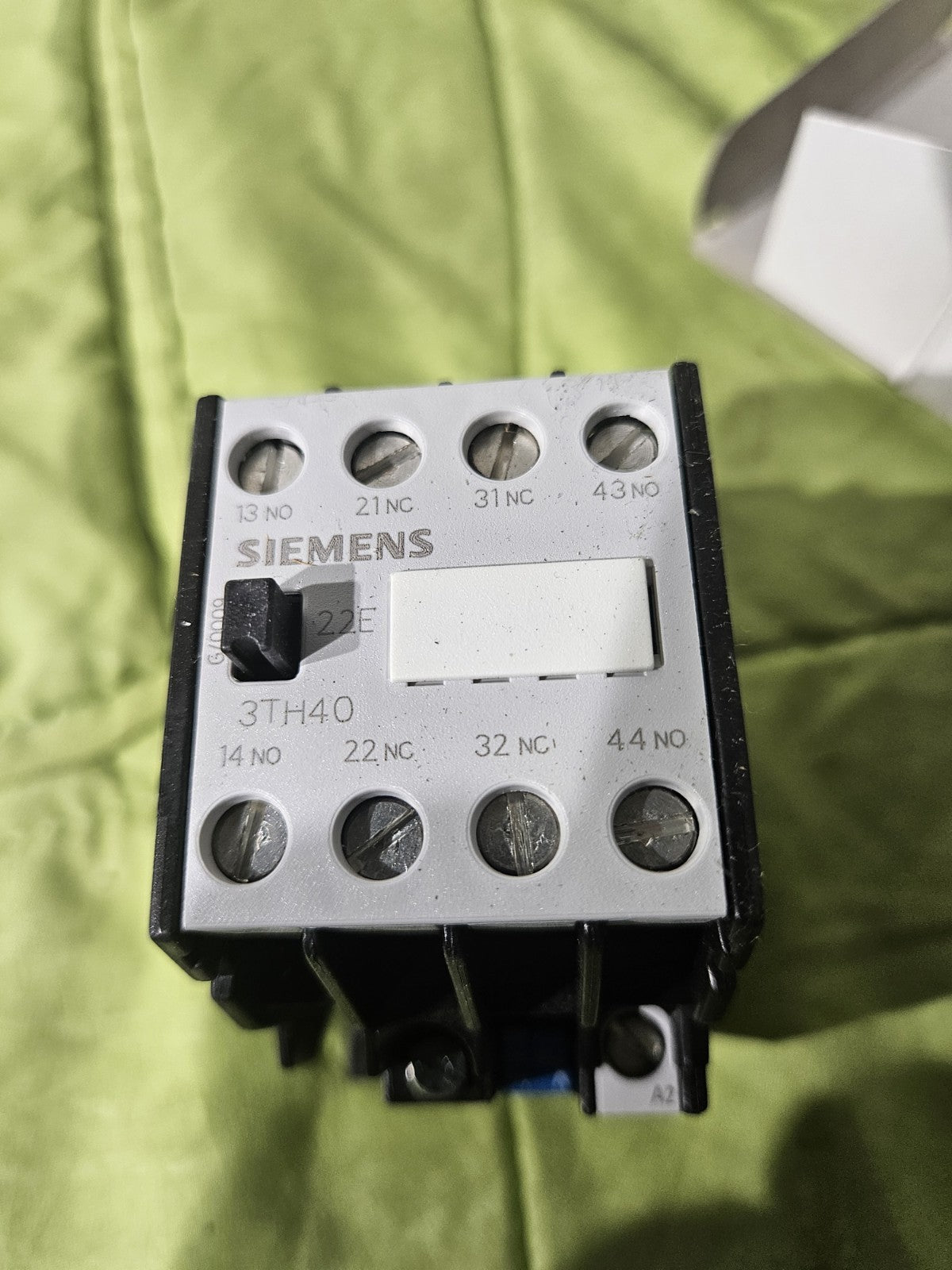 Siemens Hilfsschütz 3TH4022-0AP0 3TH40 22E 2NO+2NC Contactor Relay Neu/ovp New