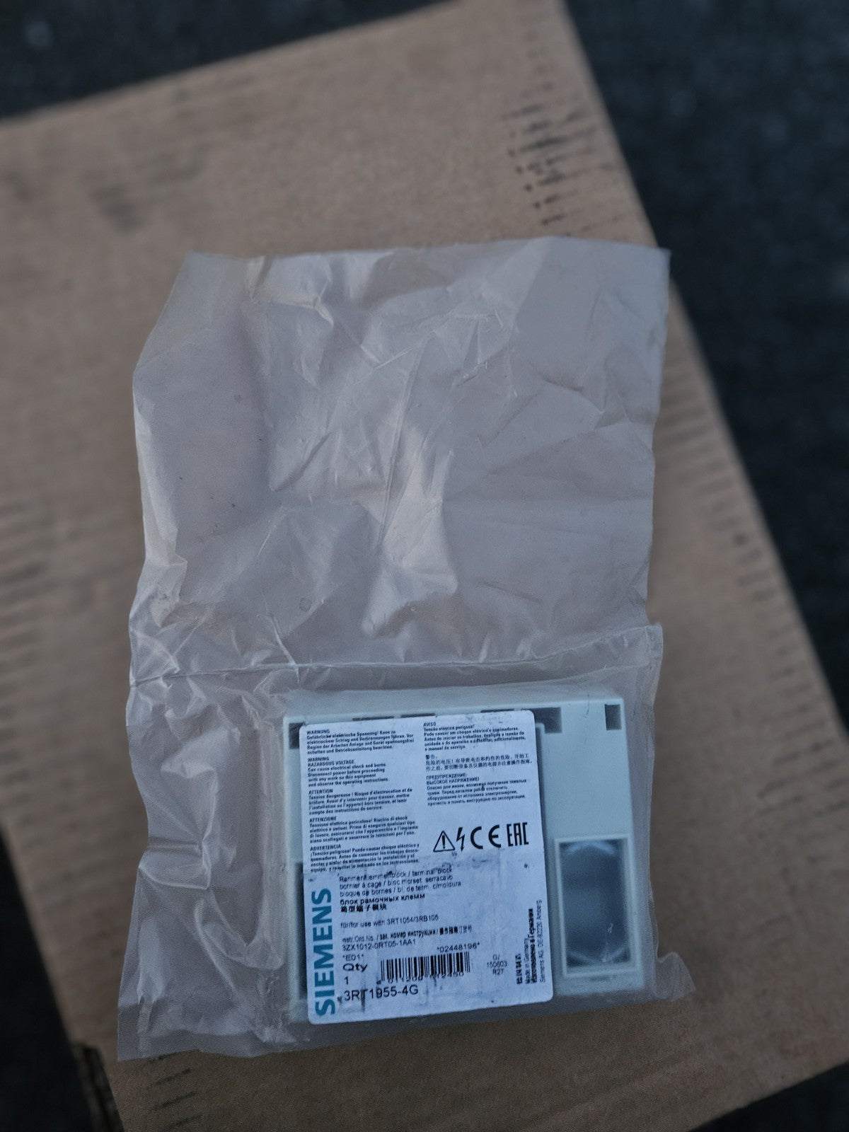 Siemens 3RT1955-4G Rahmenklemmenblock, FRAME TERMINAL BLOCK new Sealed, Neu/ovp